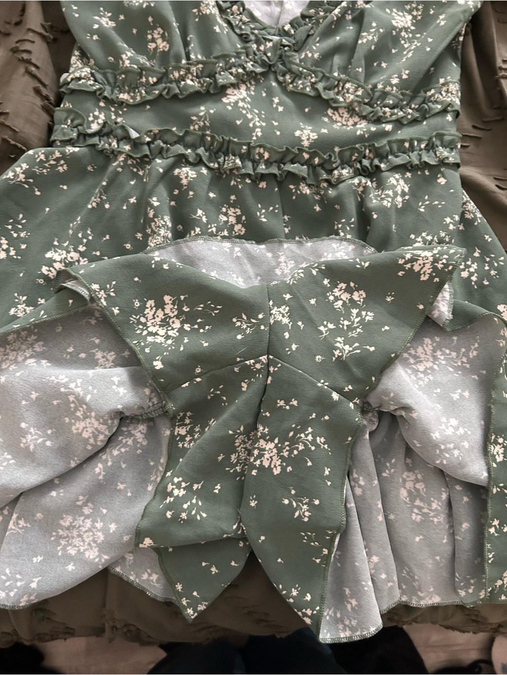 Women’s Green Floral Ruffle Romper - Picture 4 of 4